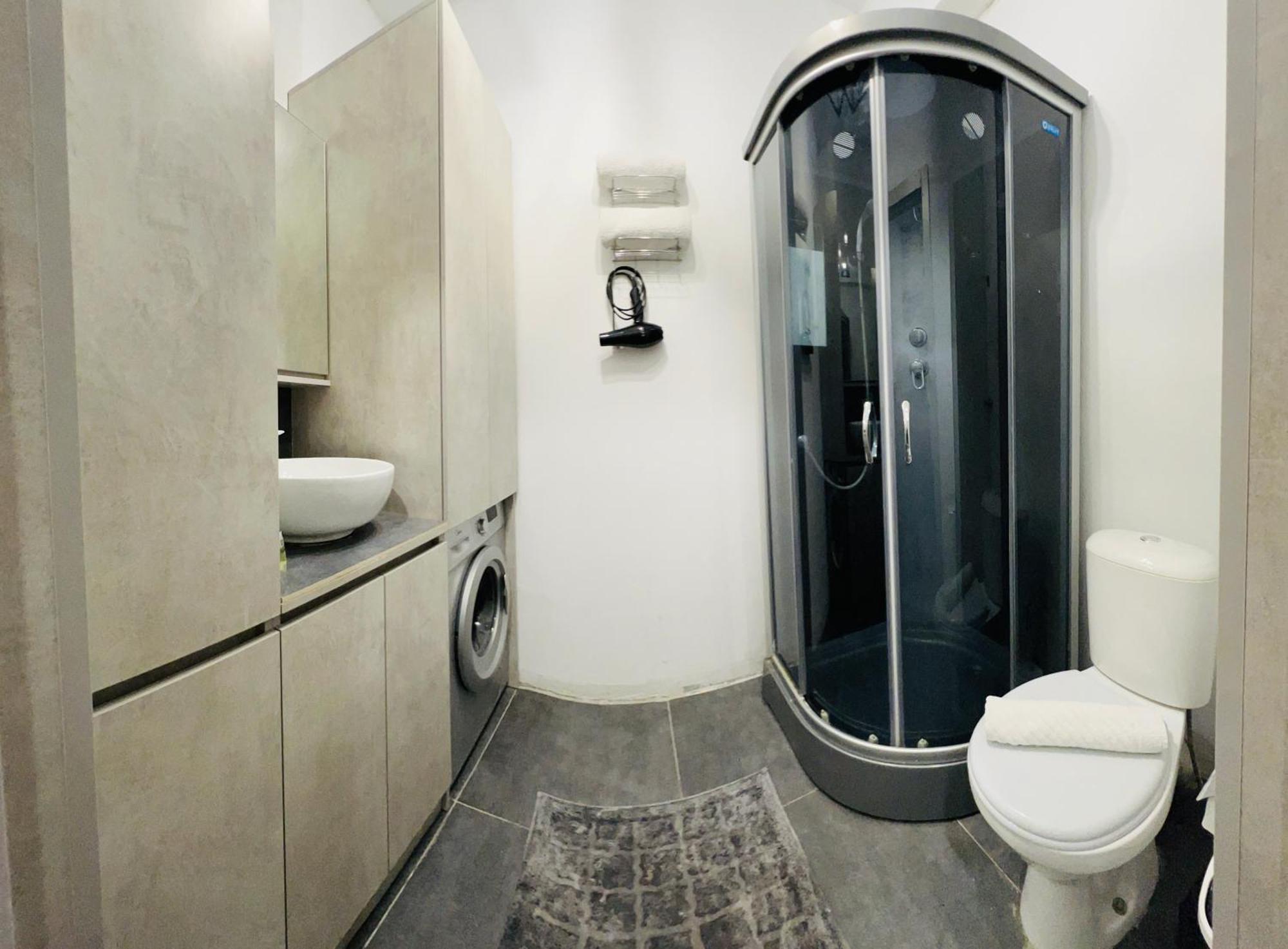 314 Urban Oasis Sholpan *